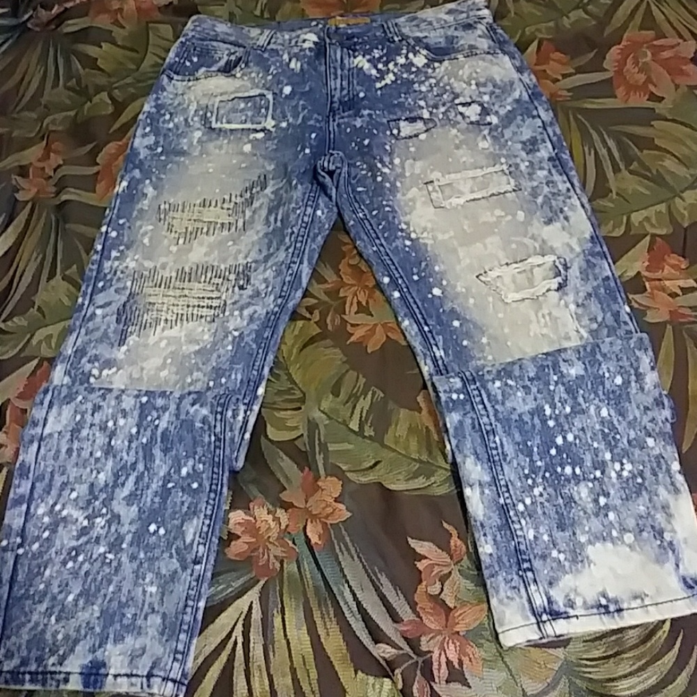 Jeans - Picture 2 of 2